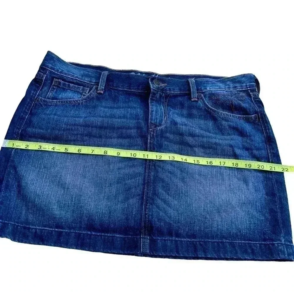 OLD NAVY DARK DENIM MINI SKIRT•SIZE 14•GREAT CONDITION•